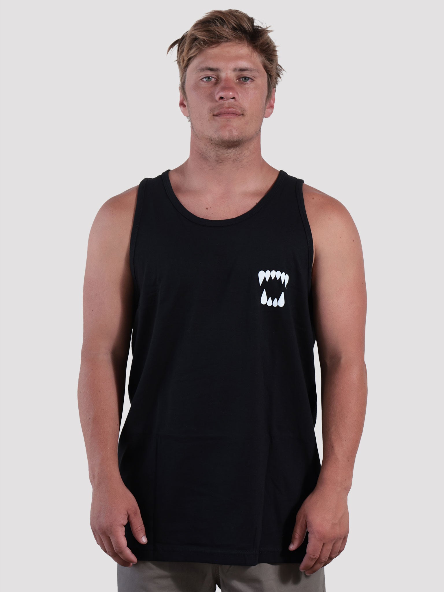 MUSCLE BEACH TANK